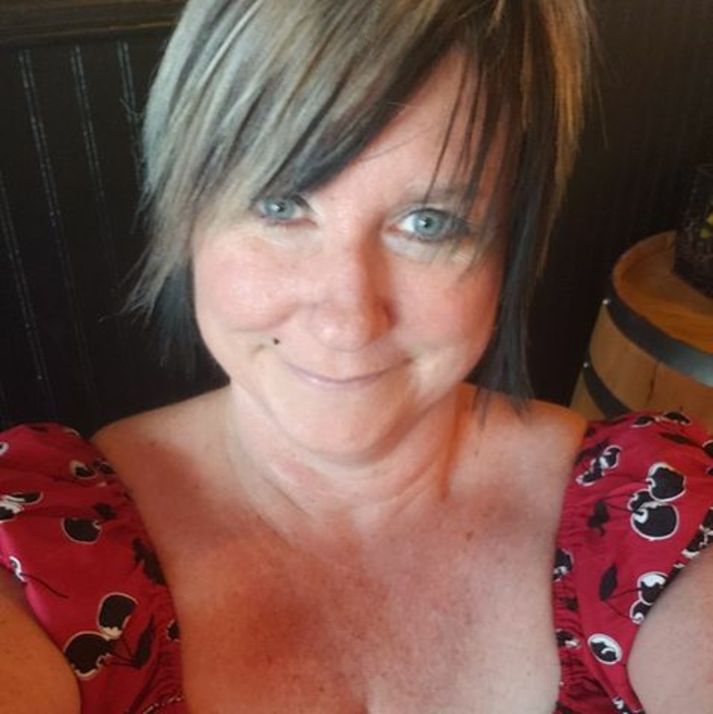 Meet your Posher, Catherine